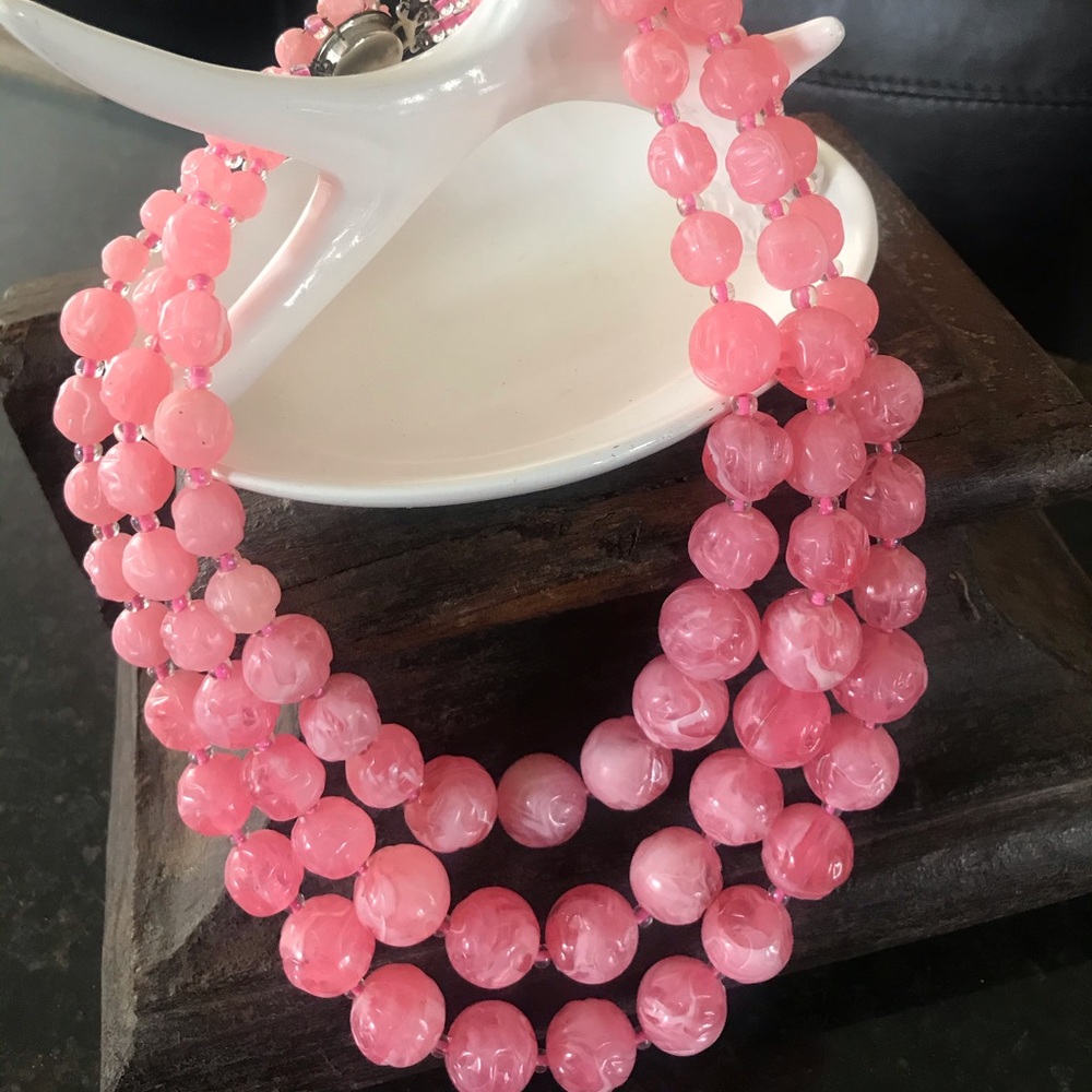 Vintage 3 strand necklace
